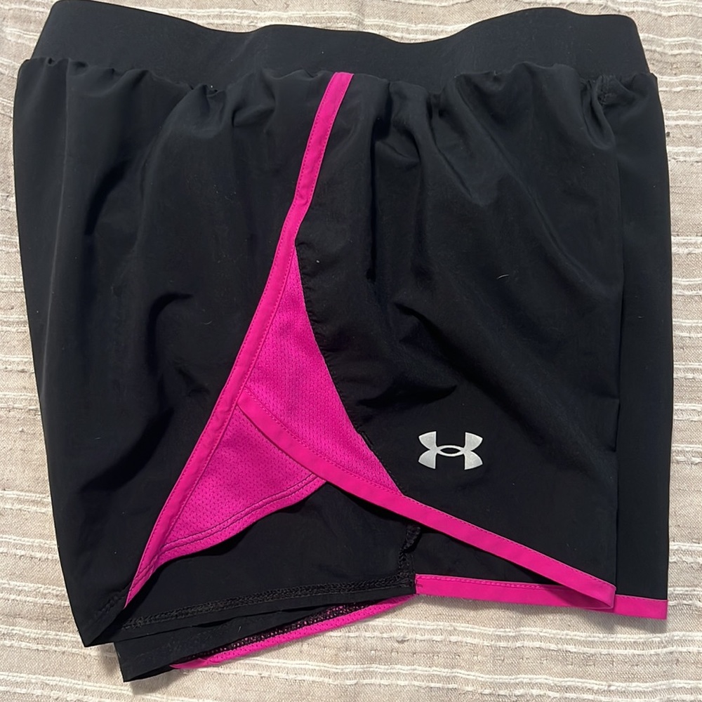 Underarmor Shorts - Picture 3 of 4